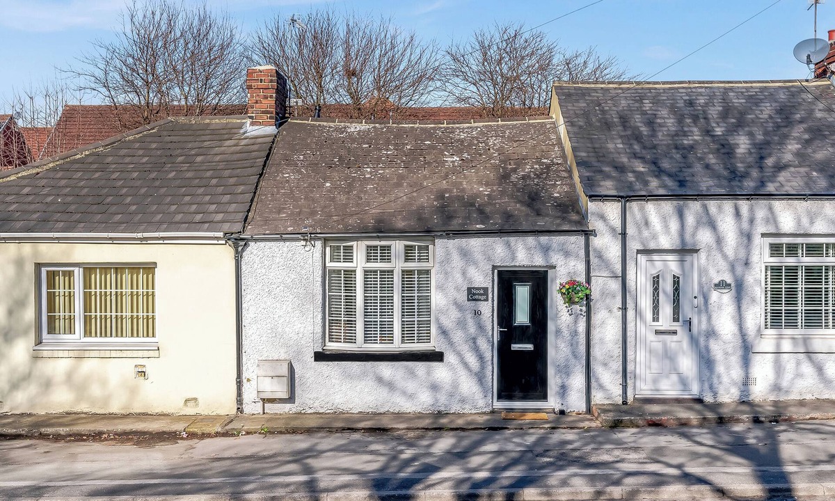 Framwellgate Moor Cottage | 1 bedroom accommodation in Durham