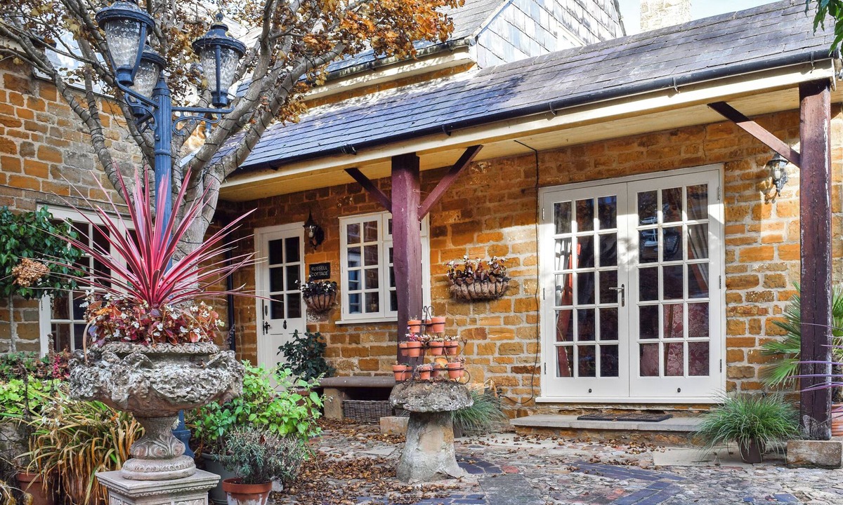 Flore Cottage | 1 bedroom accommodation in Flore