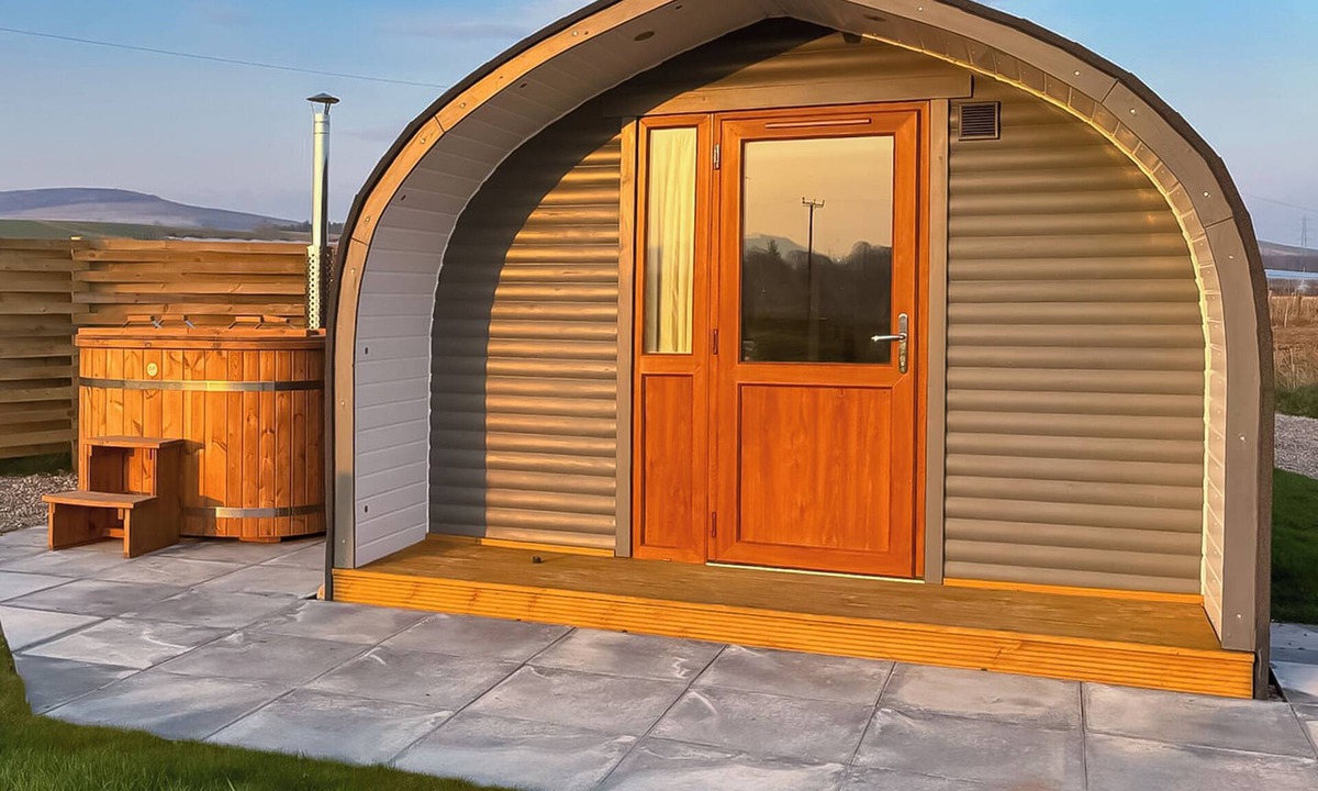 Memus Cottage | 1 bedroom accommodation in Forfar