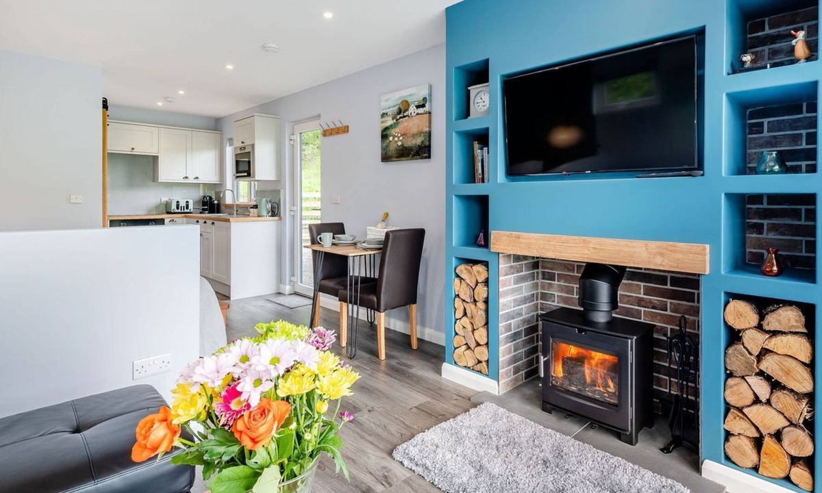 Girvan Cottage | 1 bedroom accommodation in Girvan