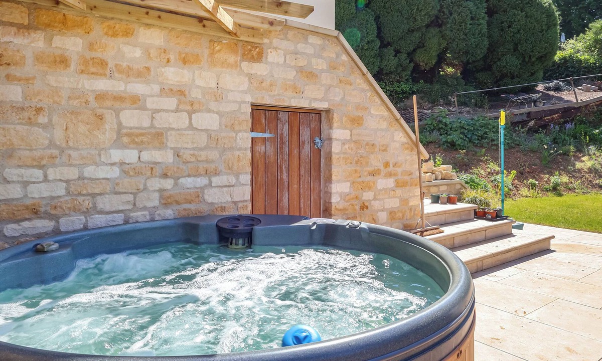 Inchbrook Apartment | 1 bedroom accommodation in Stroud