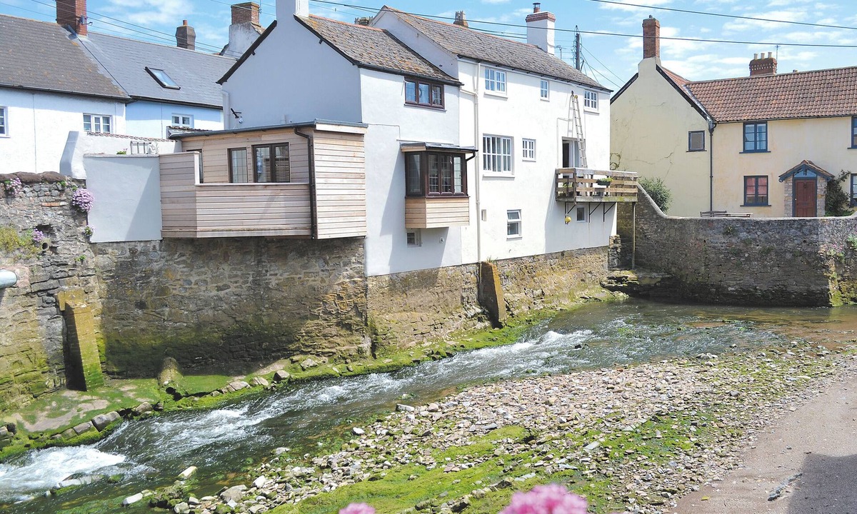 Watchet Cottage | 1 bedroom accommodation in Watchet