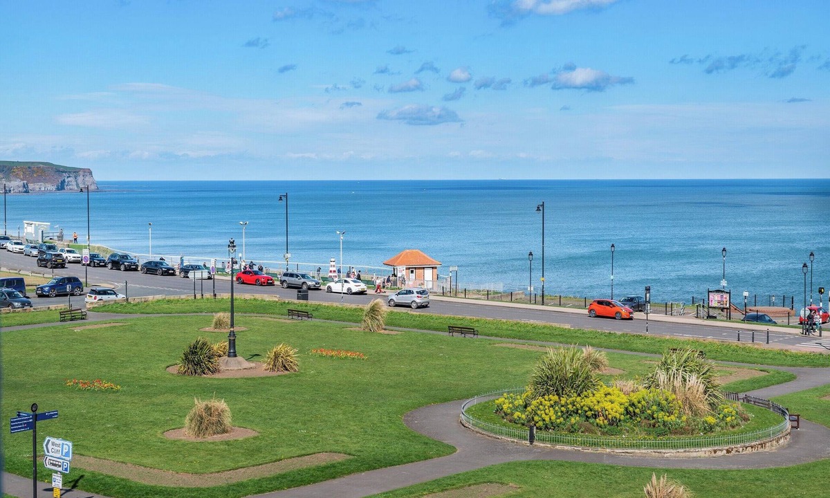 West Cliff Cottage | 1 bedroom accommodation in Whitby