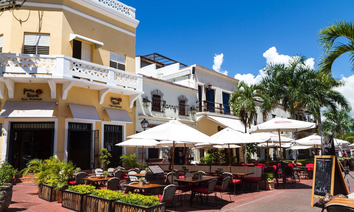 Corales del Sur Apartment | 1 Bedroom Apartment Free Wired & Wireless Internet