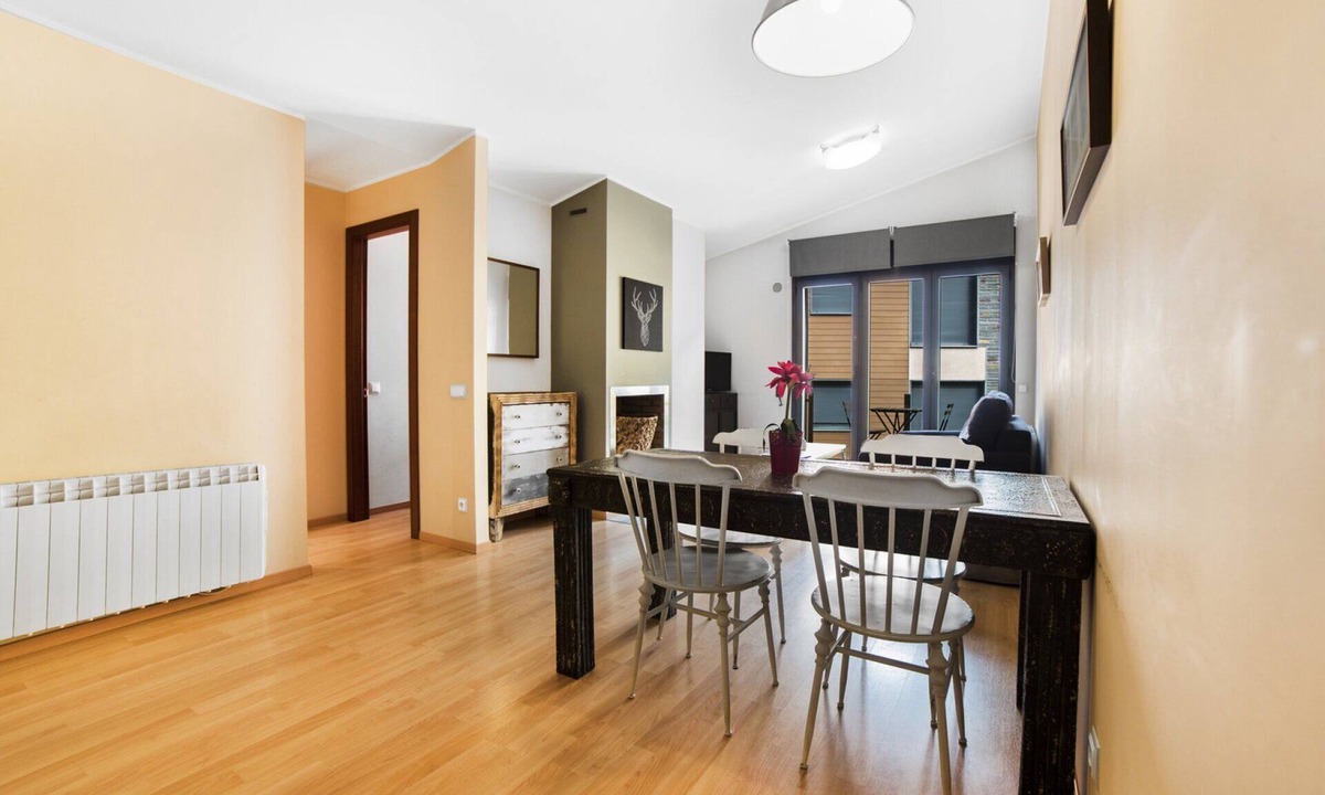 El Tarter Apartment | 1 Bedroom Apartment next to ski slopes. El Tarter. FLOC 11