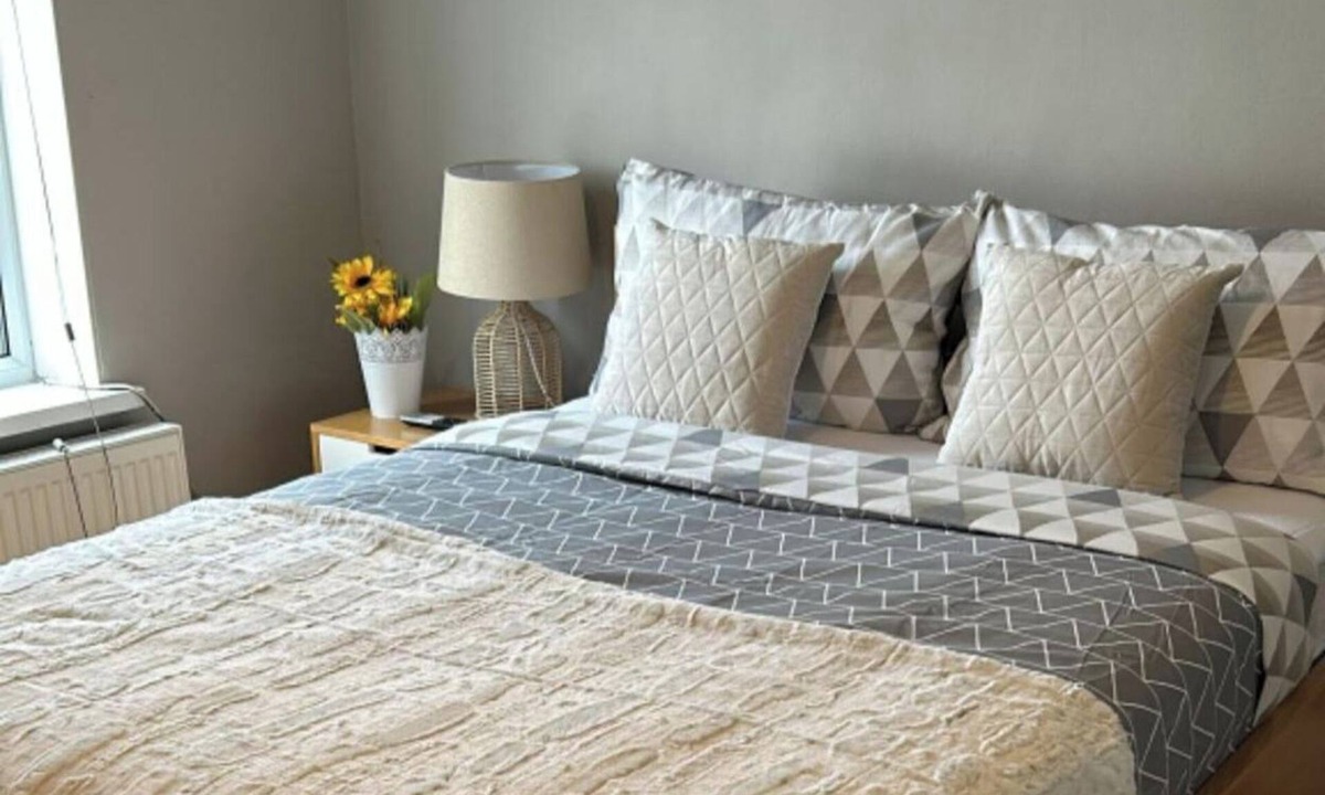 Forest Gate Apartment | 1 Bedroom Apartment - Central, Free Parking