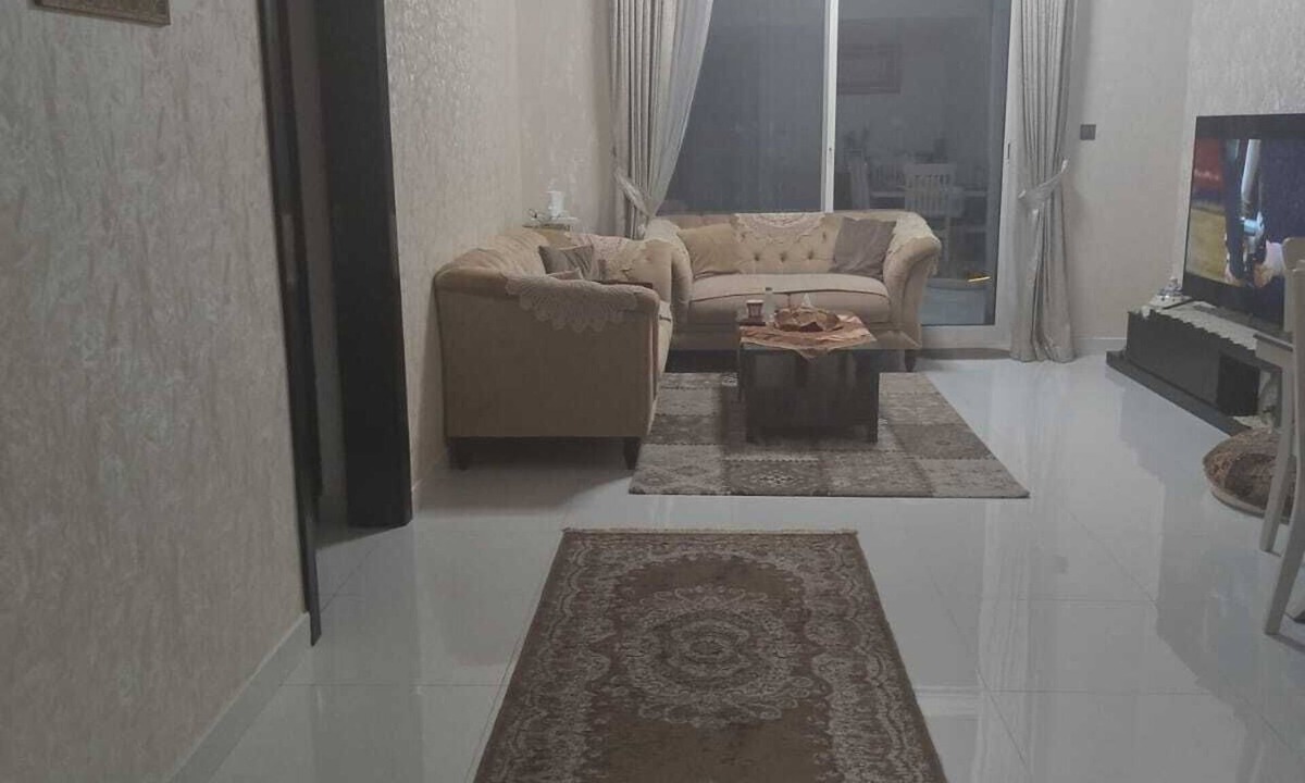 Dubai Apartment | 1-bedroom apartment with AC in fabulous Dubai location