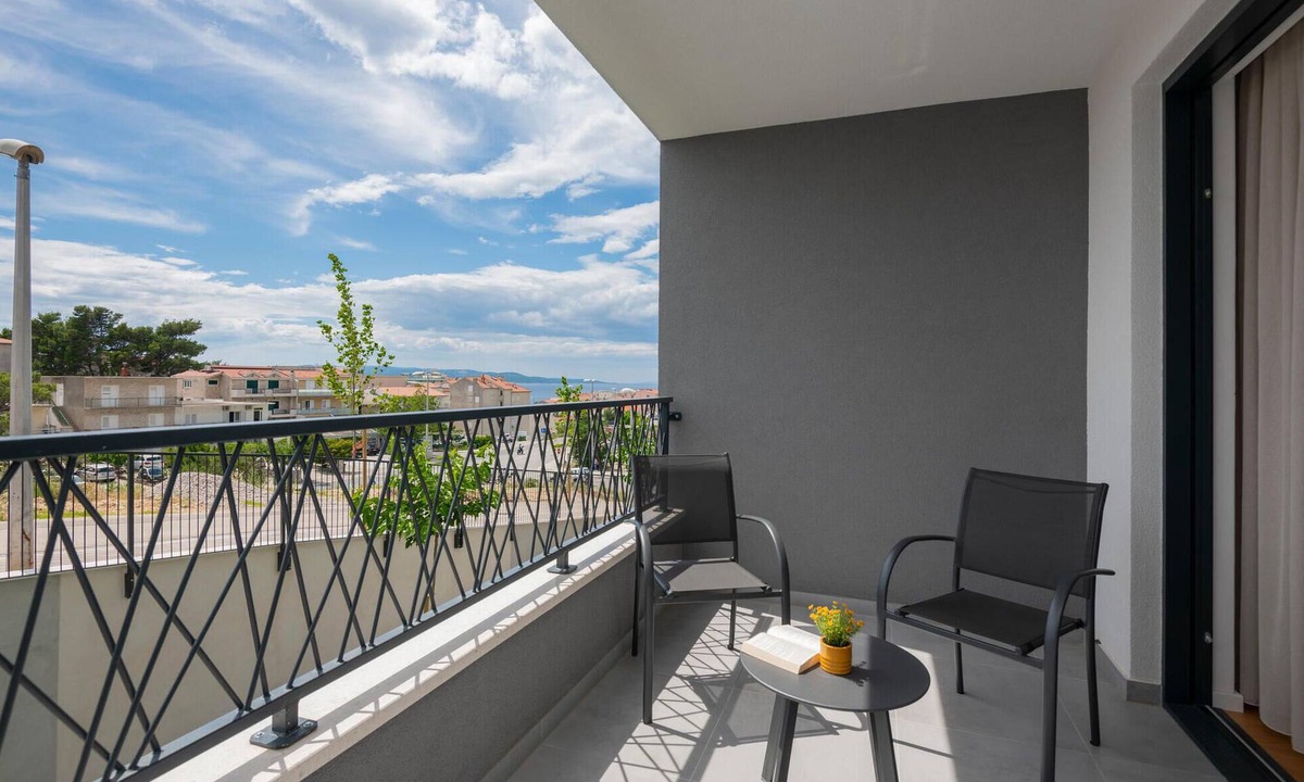 Bili brig Apartment | 1 bedroom awesome apartment in Makarska