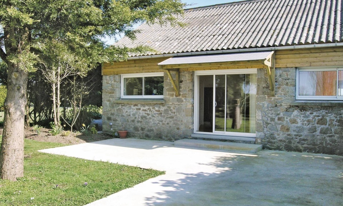 Carolles House | 1 bedroom awesome home in Carolles