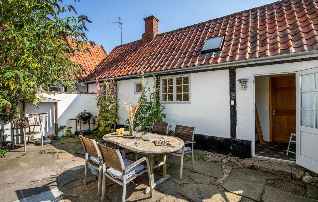 Svaneke House | 1 Bedroom Awesome Home In Svaneke