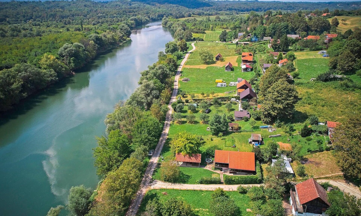 Pokupsko House | 1 bedroom awesome home in Augustanovec