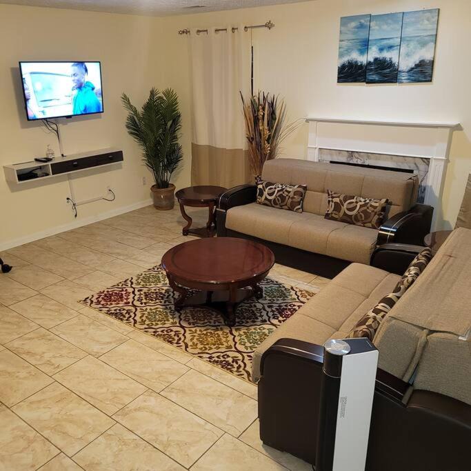 Odenton Apartment | 1 Bedroom Basement Apartment