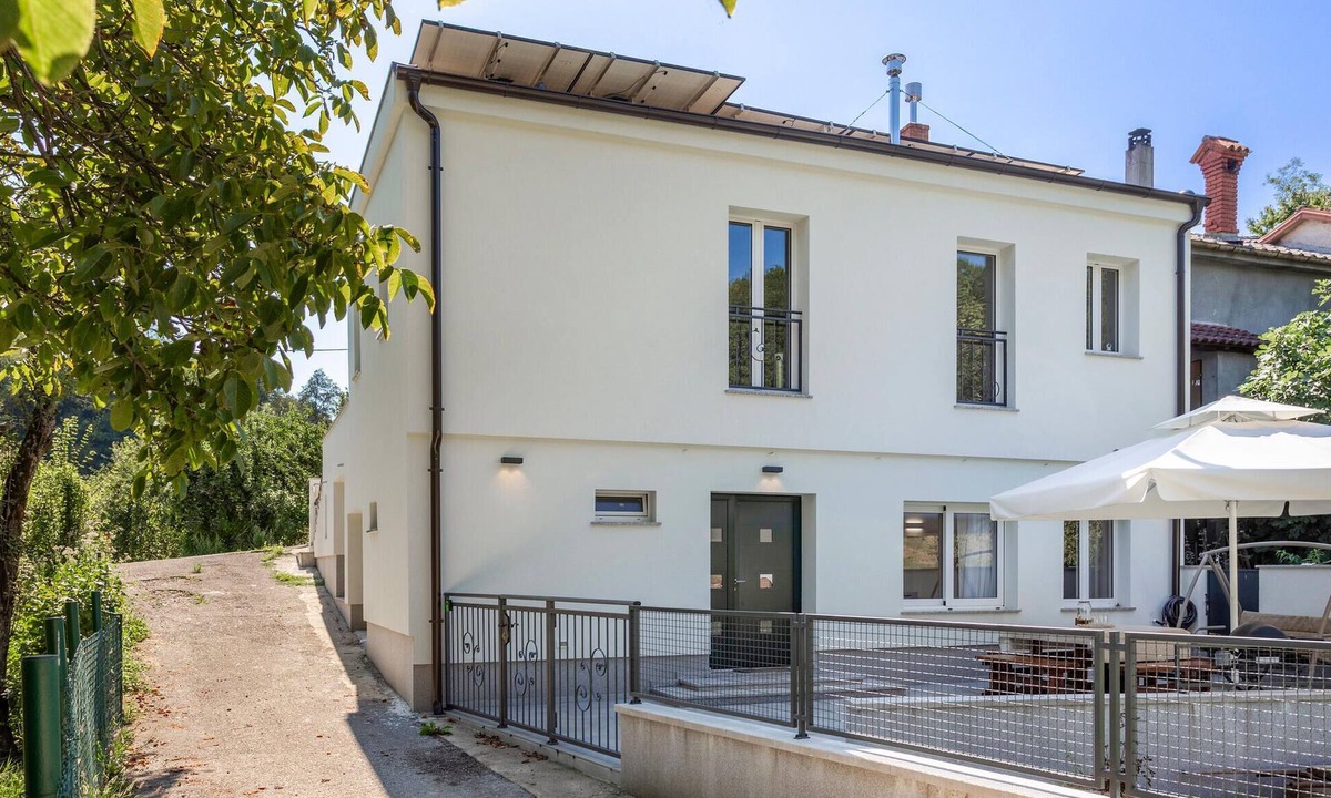 Sarsoni House | 1 bedroom cozy home in Lukezi