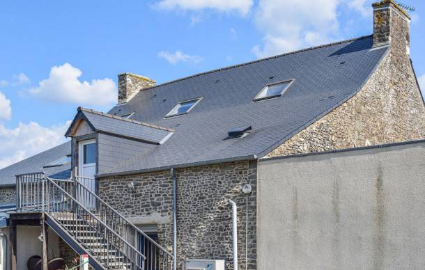 Plouer-sur-Rance Apartment | 1 bedroom accommodation in Plouër sur Rance
