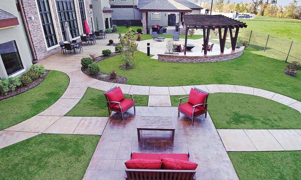 Longview Condo | 1 Bedroom | Free Breakfast. Indoor Pool