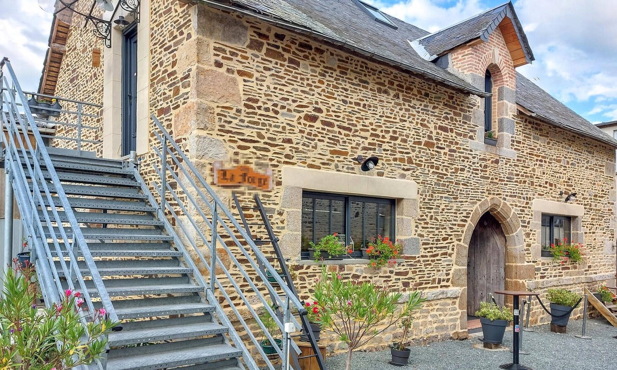 Neuilly-le-Vendin Apartment | 1 bedroom gorgeous apartment in Neuilly le Vendin