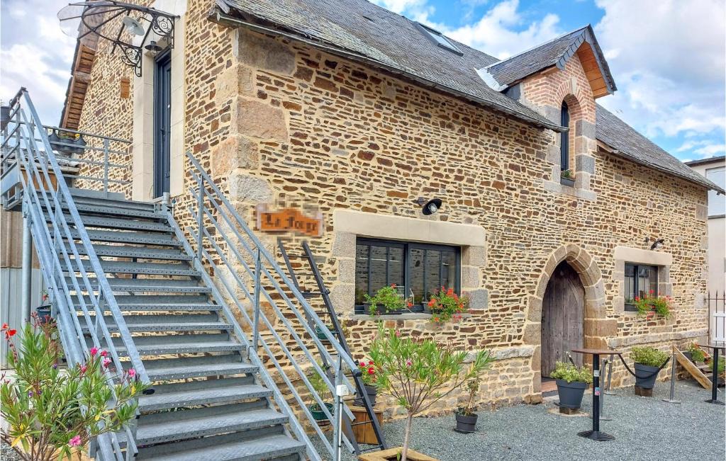 Neuilly-le-Vendin Apartment | 1 Bedroom Gorgeous Apartment In Neuilly Le Vendin