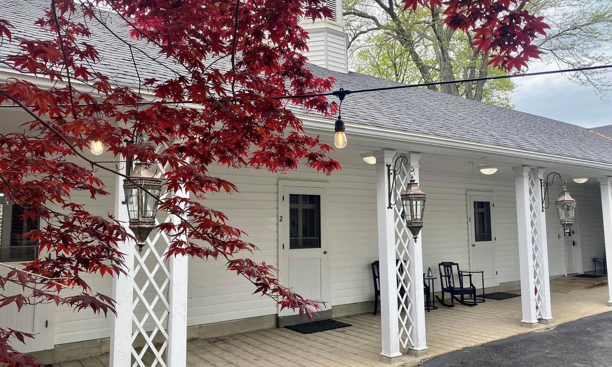 Sandusky Cabin | 1-bedroom guestroom, 14 minutes to Kalahari Waterpark Resort