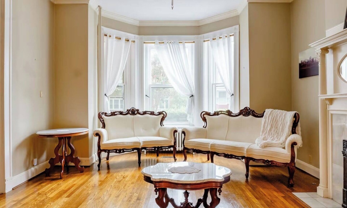 Ghent House | 1-Bedroom in Historic Victorian Home, Shared Bath