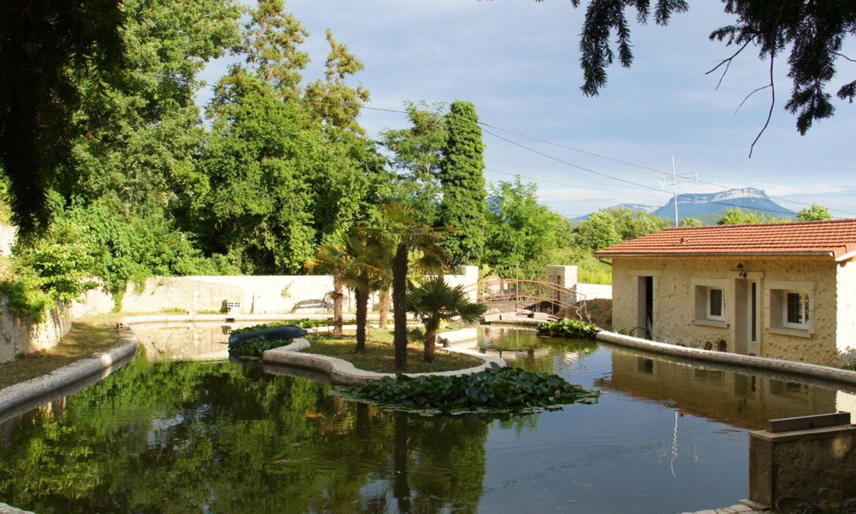 Crest Cabin | 1 Bedroom Lodge in CREST