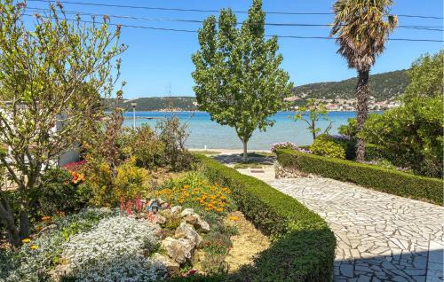 Rab Town Apartment | 1 Bedroom Lovely Apartment In Rab Supdraga