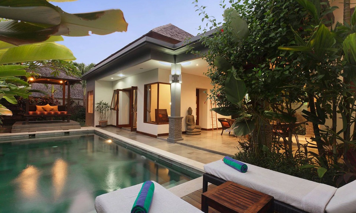 Pererenan Villa | 1 Bedroom Pool Villa sleeps 2 near ECHO Beach Canggu, Housekeeping staff