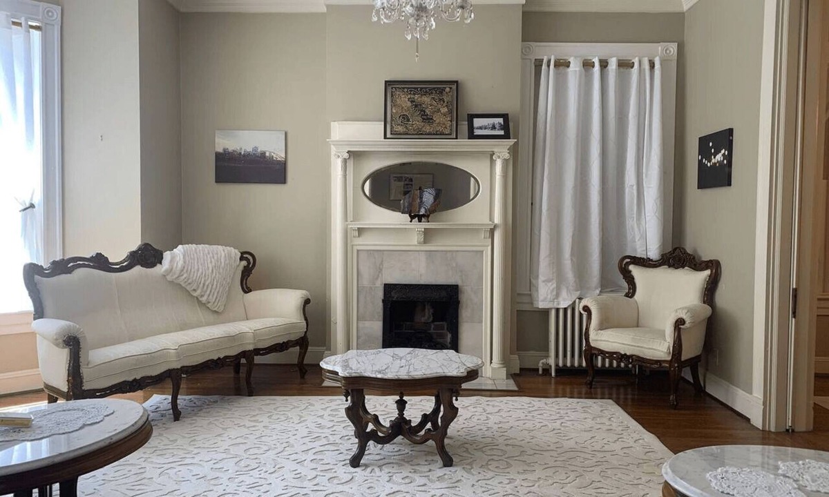 Ghent House | 1-Bedroom Shared Bath in Historic Victorian Home
