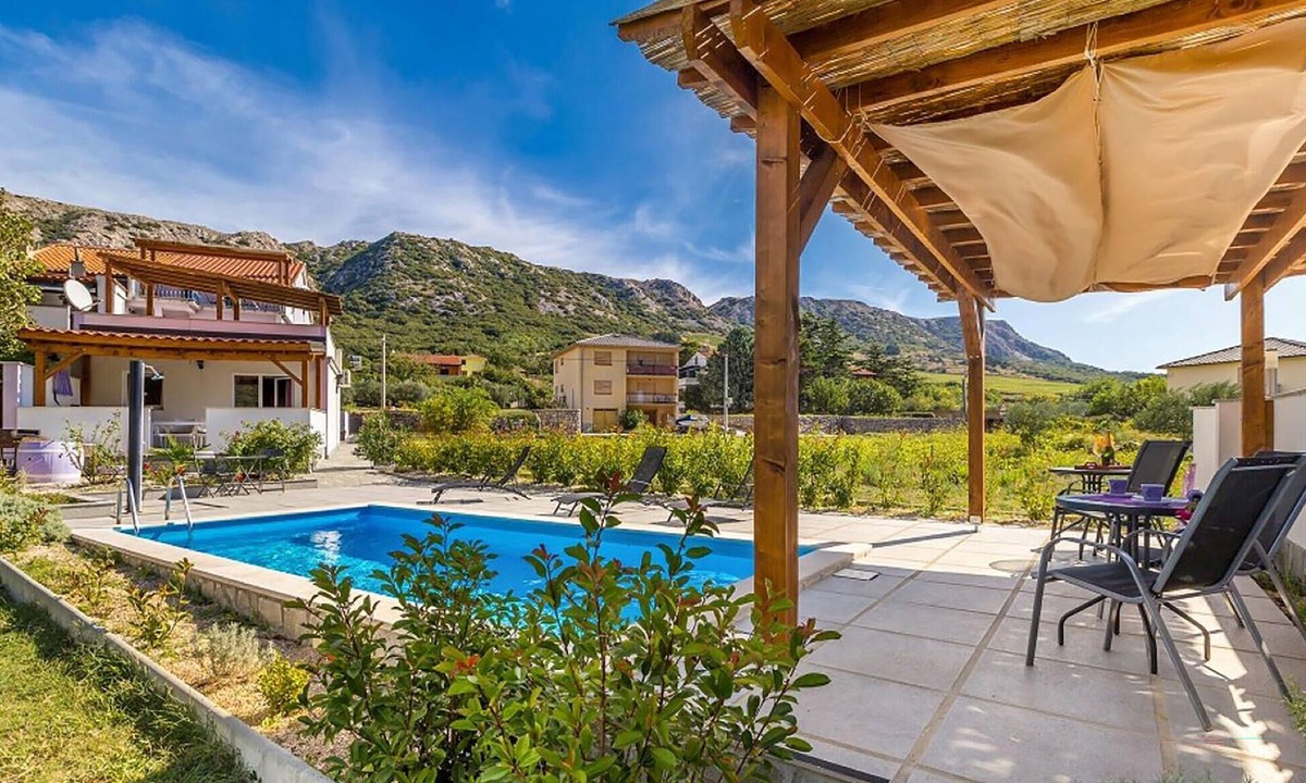 Draga Bascanska Apartment | 1 bedroom stunning apartment in Baska