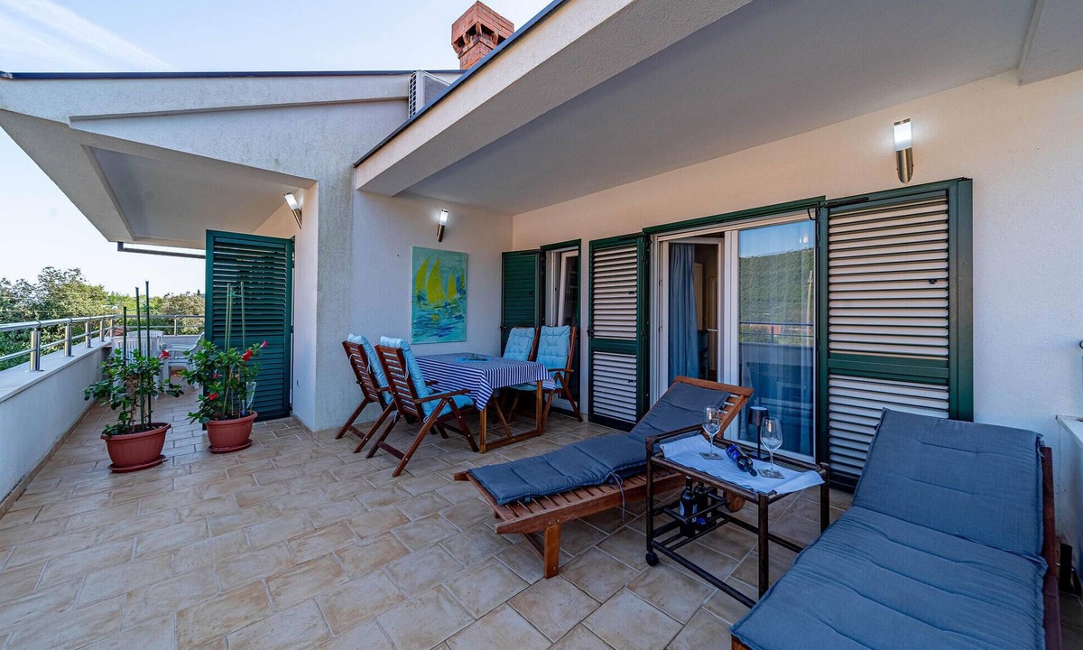 Broce Apartment | 1 bedroom stunning apartment in Broce