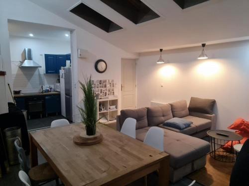 Roubaix House | 1 Chambre dans une maison partagée - salle de bain privée - à côté du métro