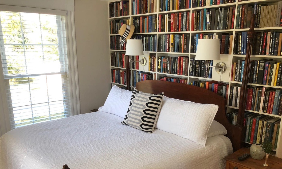 Freeport Bed & Breakfast | #1 - First Floor, King Bedroom