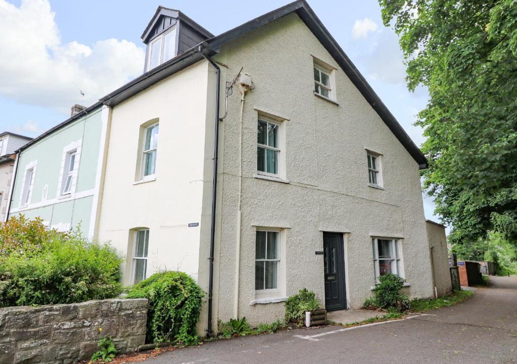 Brecon House | 1 Harp Terrace