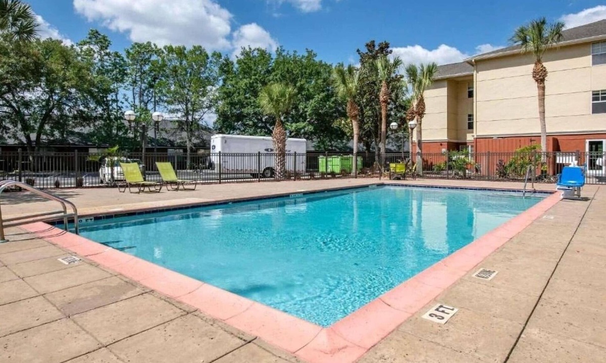 Secret Cove Apartment | 1 King Bed | Non-Smoking, Kitchen