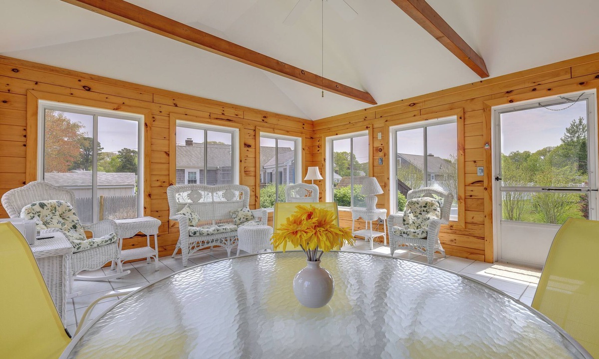 West Dennis Cottage | 1 Mi to Beach: Cape Cod Escape w/Yard!