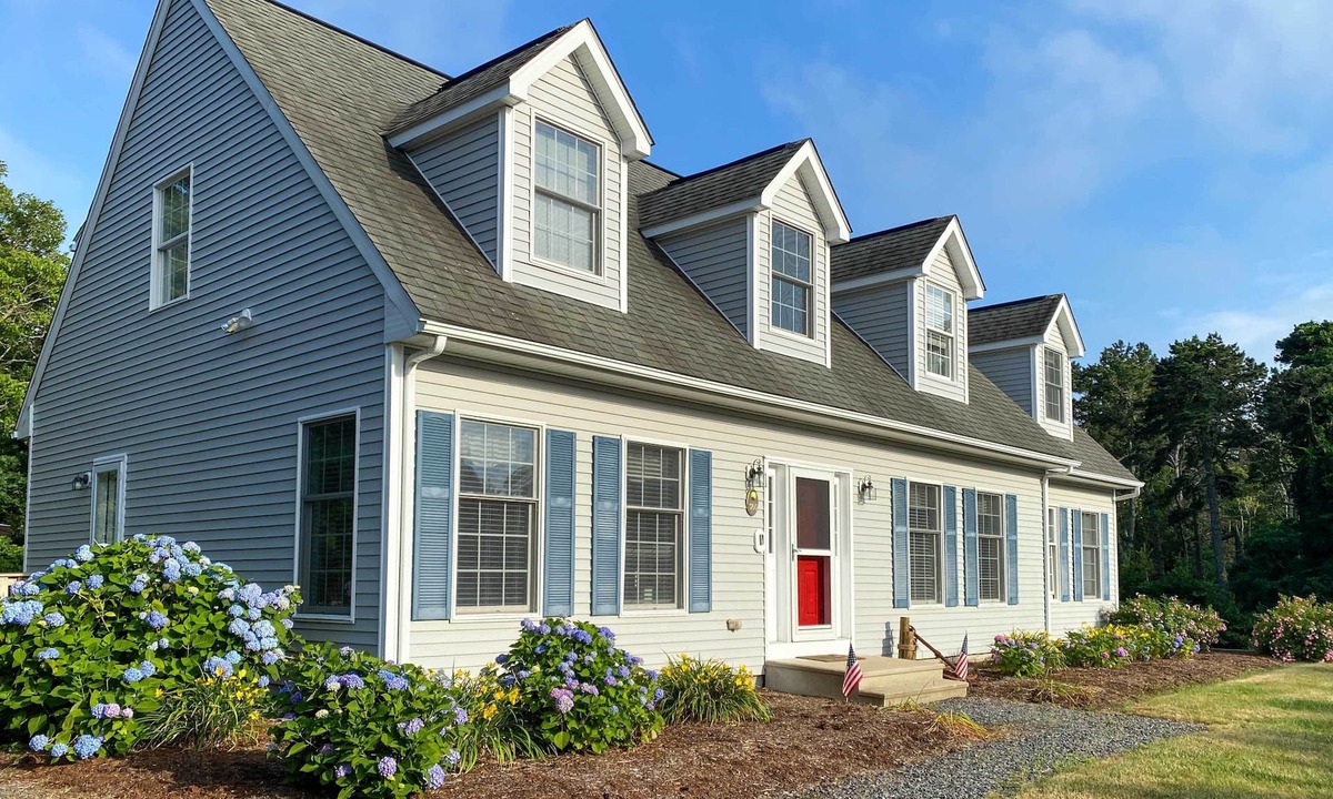 South Chatham Cottage | 1 Mi to Beach: Home w/Fire Pit & BBQ in Cape Cod!