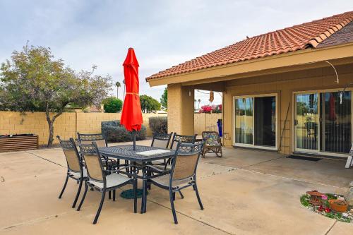 Cottonwood House | < 1 Mi to Courses! Quiet Golfer's Gem in Sun Lakes