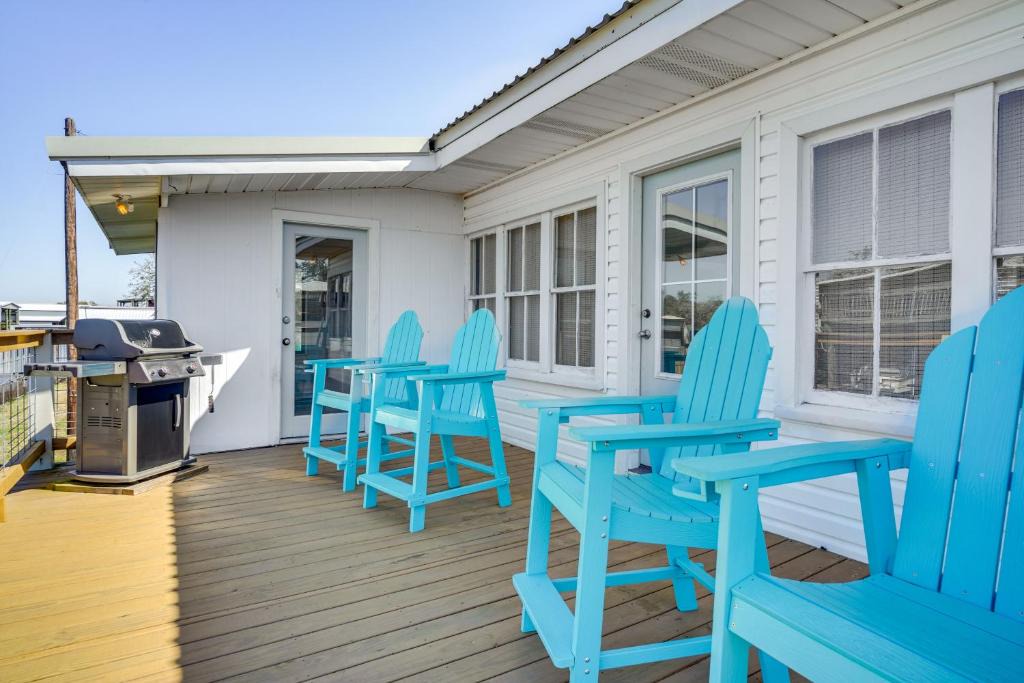 Cypremort Point House | 1 Mi to Cypremort Point: Waterfront Gem w/Dock!