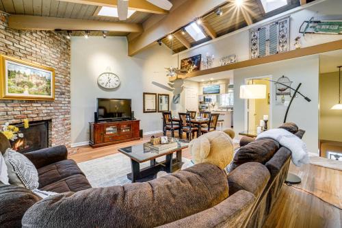 Incline Village House | 1 Mi to Diamond Peak Ski Resort: Condo w/Pool