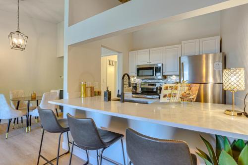 Castle Rock House | 1 Mi to Dtwn: Condo w/Pool Access in Castle Rock
