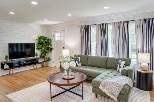 Gallatin House | 1 Mi to Gallatin Square! Family-Friendly Home