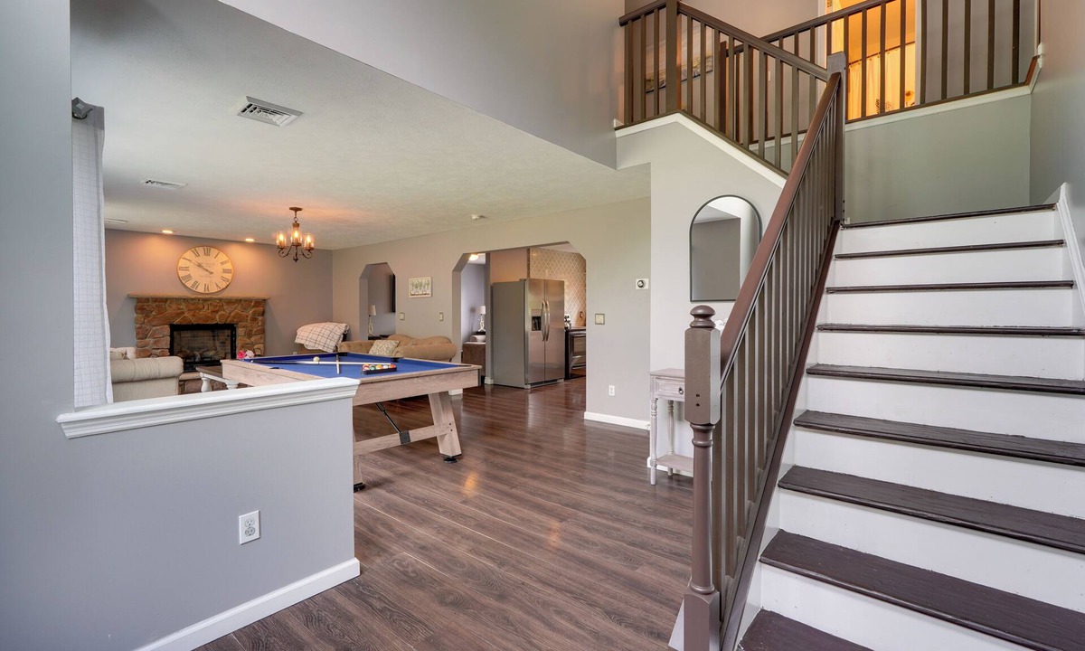 Long Pond Cottage | 1 Mi to Lakes: Family Pocono Home w/Fire Pits!