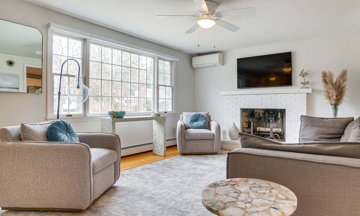 North Falmouth House | 1 Mi to Megansett Beach: Charming Cape Cod Home