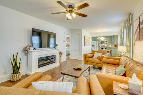 Springfield House | < 1 Mi to MSU! Updated Springfield House w/Deck