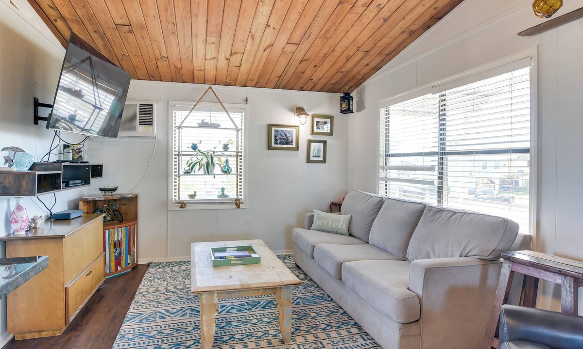 Galveston House | < 1 Mi to Sea Isle Beach, Nautical Home w/Hot Tub