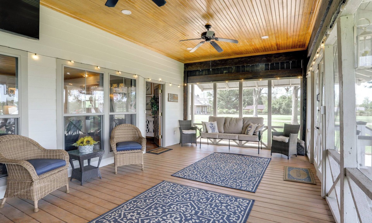 Ventress House | 1 Mi to the River! Relaxing Lake-View Oasis
