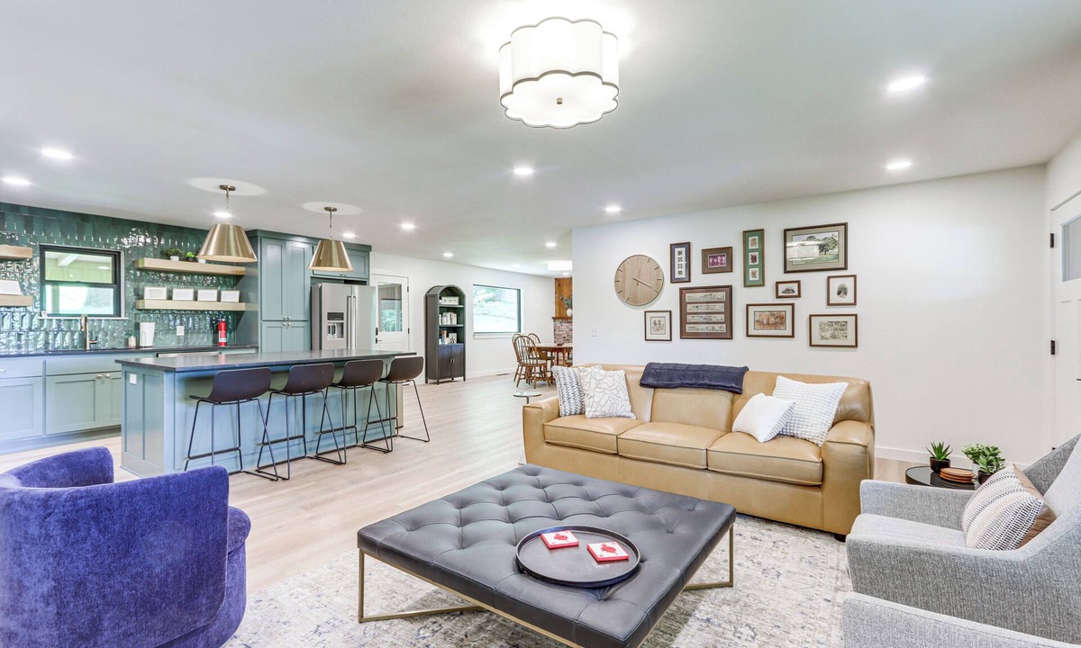 Fayetteville House | 1 Mi to University of Arkansas: Home w/Large Yard