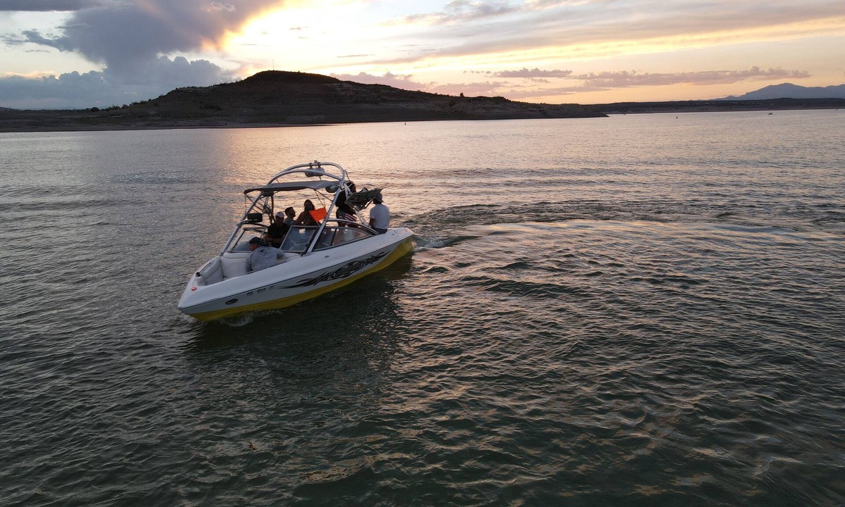 Elephant Butte House | 1 mile from Hot Springs Landing (beach access)