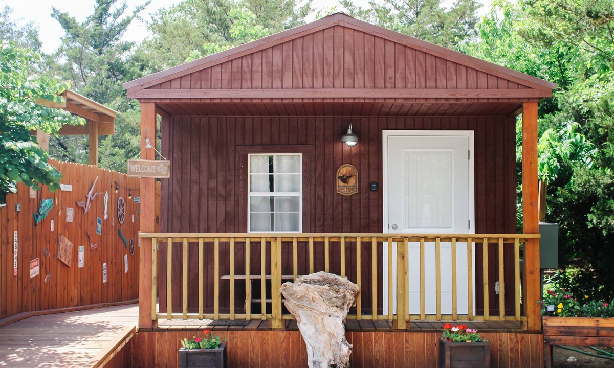 Neal Cabin | #1 ~ Modern Hunting One Room Cabin ~ Wheelchair Accessible Cabin