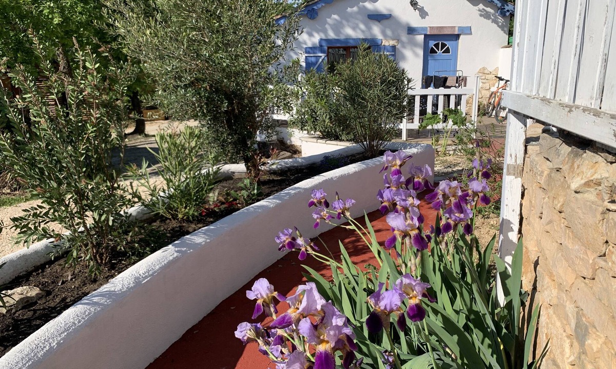 Saint-Montan House | 1 or 3 small rental residences in southern Ardèche for 2/18 people with swimming pool