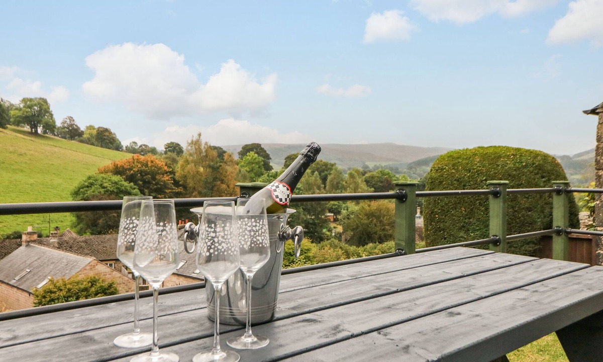 Hathersage Cottage | 1 Orchard View